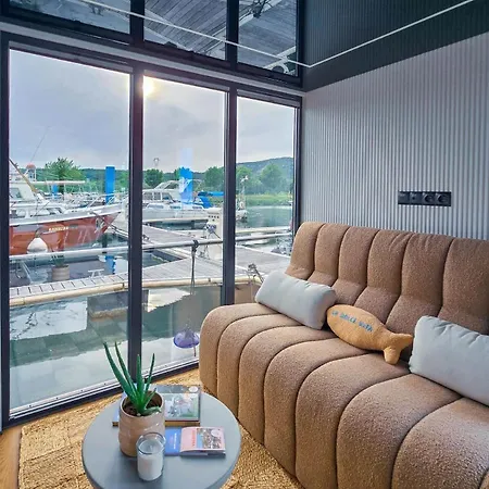 « houseboat » Clim•balneo•rooftop•valence Rhone Botel