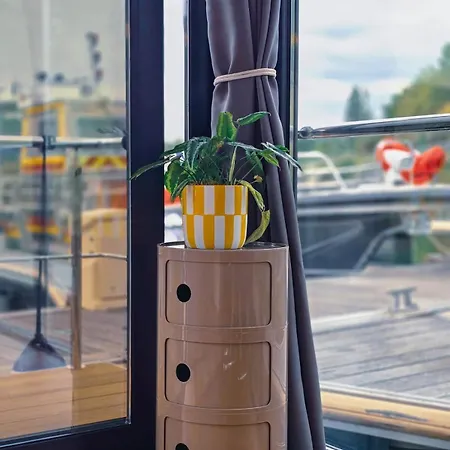 « houseboat » Clim•balneo•rooftop•valence Rhone Botel