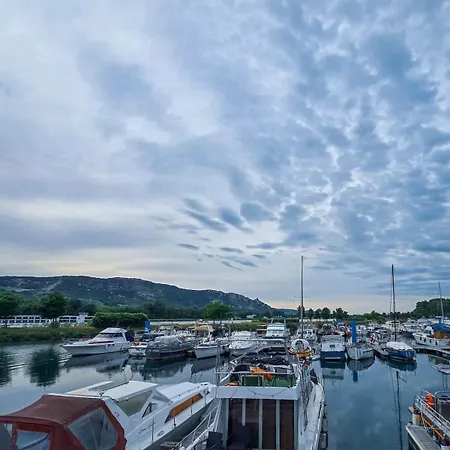 « houseboat » Clim•balneo•rooftop•valence Rhone *